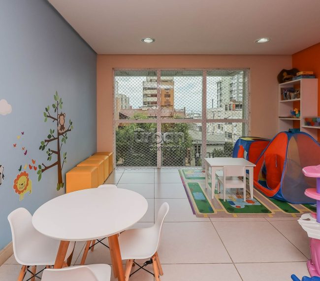 Apartamento com 123m², 3 quartos, 1 suíte, 3 vagas, no bairro Petrópolis em Porto Alegre