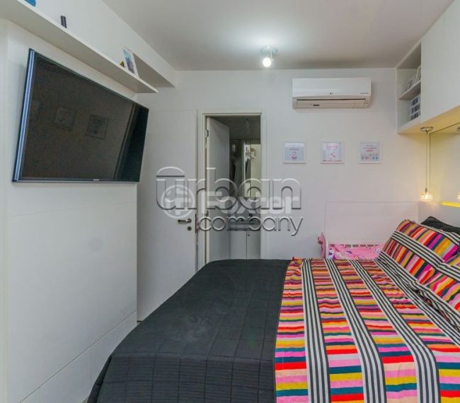 Apartamento com 58m², 2 quartos, 2 vagas, no bairro Central Parque em Porto Alegre