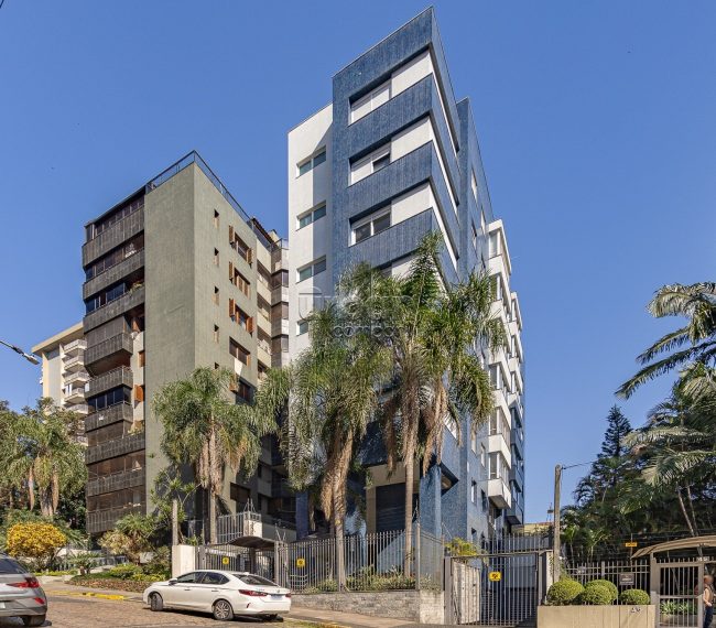 Apartamento com 93m², 3 quartos, 1 suíte, 2 vagas, no bairro Moinhos de Vento em Porto Alegre