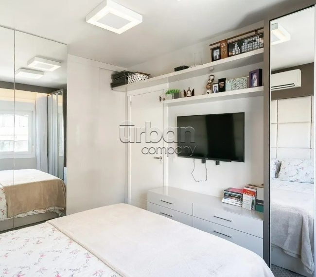 Apartamento com 137m², 3 quartos, 3 suítes, 2 vagas, no bairro Rio Branco em Porto Alegre