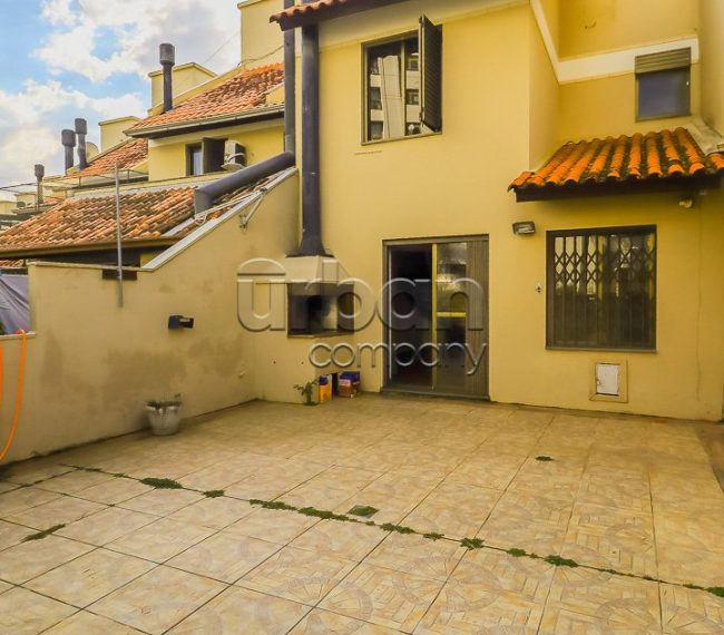 Casa em Condomínio com 101m², 3 quartos, 1 suíte, 2 vagas, no bairro Jardim Sabará em Porto Alegre