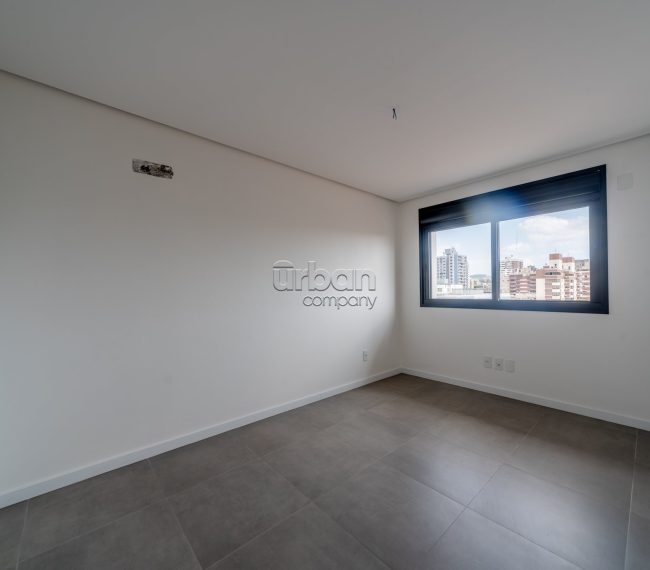 Apartamento com 105m², 3 quartos, 4 vagas, no bairro Menino Deus em Porto Alegre