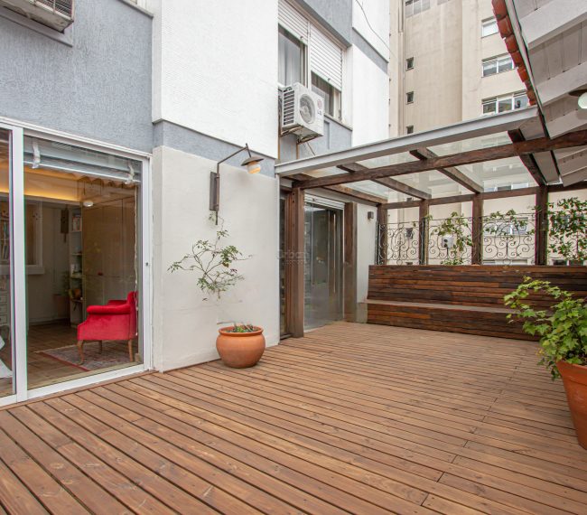 Apartamento Garden com 145m², 2 quartos, 1 suíte, 1 vaga, no bairro Moinhos de Vento em Porto Alegre