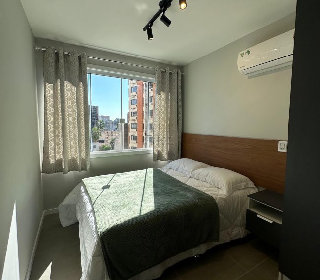 Loft com 30m², 1 quarto, no bairro Centro Histórico em Porto Alegre