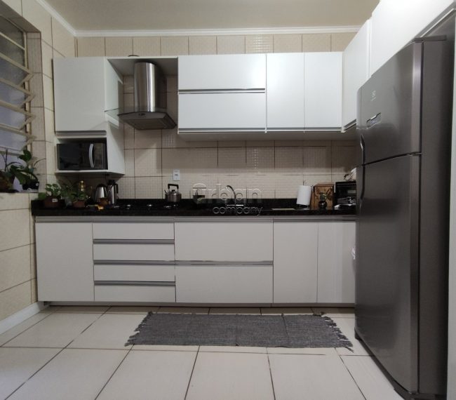 Apartamento com 60m², 2 quartos, 1 suíte, 1 vaga, no bairro Petrópolis em Porto Alegre