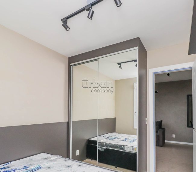 Apartamento com 40m², 1 quarto, 1 vaga, no bairro Partenon em Porto Alegre