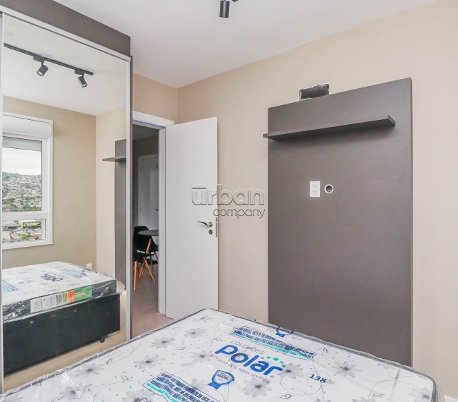 Apartamento com 40m², 1 quarto, 1 vaga, no bairro Partenon em Porto Alegre