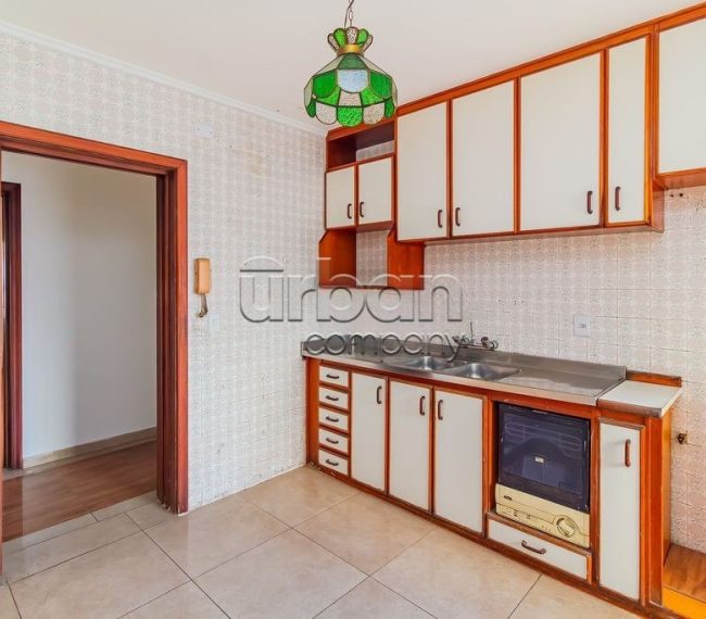 Apartamento com 102m², 3 quartos, 1 vaga, no bairro Moinhos de Vento em Porto Alegre