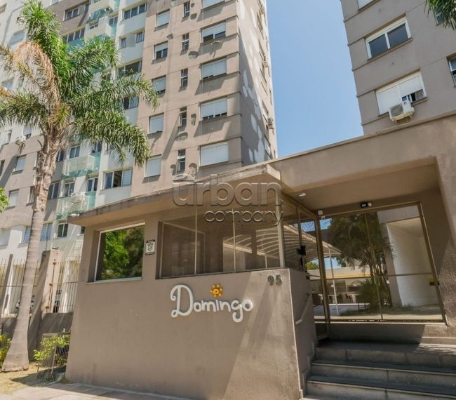 Apartamento com 50m², 2 quartos, 1 suíte, 1 vaga, no bairro Azenha em Porto Alegre