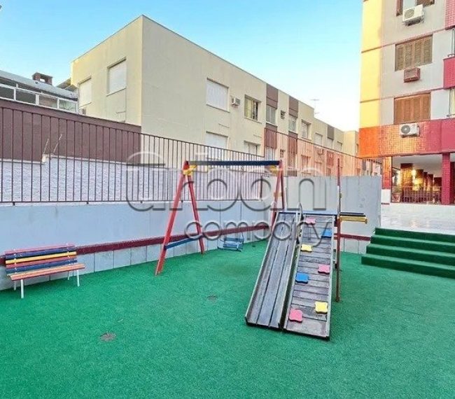 Cobertura com 164m², 3 quartos, 1 suíte, 3 vagas, no bairro Santo Antônio em Porto Alegre