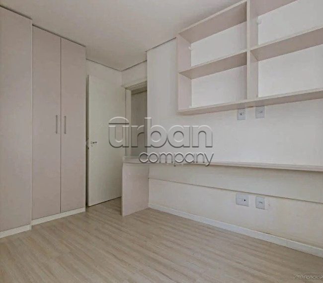 Apartamento com 69m², 2 quartos, 1 suíte, 2 vagas, no bairro Partenon em Porto Alegre