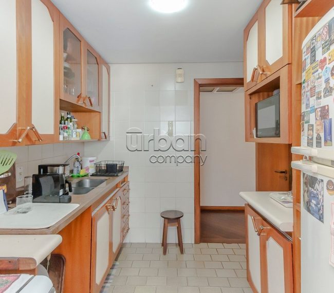 Apartamento com 107m², 3 quartos, 1 suíte, 1 vaga, no bairro Boa Vista em Porto Alegre