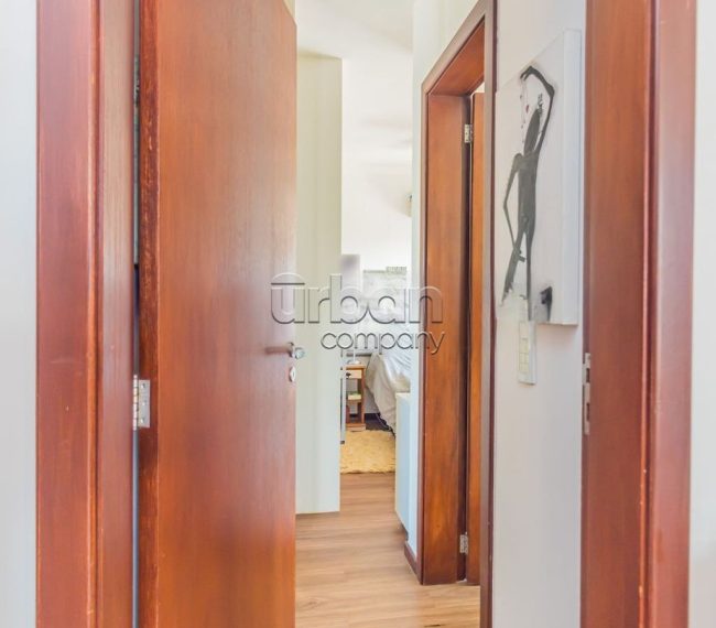 Apartamento com 45m², 1 quarto, 1 vaga, no bairro Auxiliadora em Porto Alegre