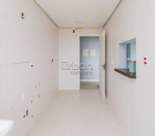 Apartamento com 101m², 3 quartos, 1 suíte, 2 vagas, no bairro Jardim Itu-Sabará em Porto Alegre