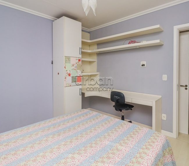 Apartamento com 101m², 3 quartos, 1 suíte, 2 vagas, no bairro Jardim Itu-Sabará em Porto Alegre