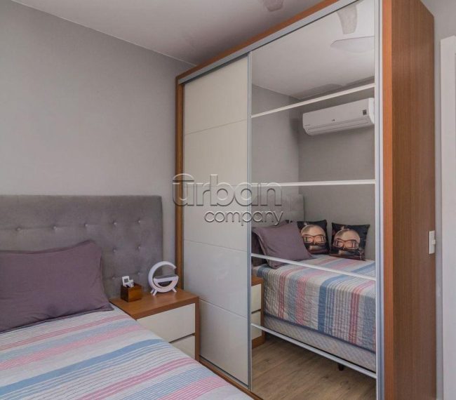 Apartamento com 67m², 2 quartos, 1 suíte, 1 vaga, no bairro Jardim Carvalho em Porto Alegre