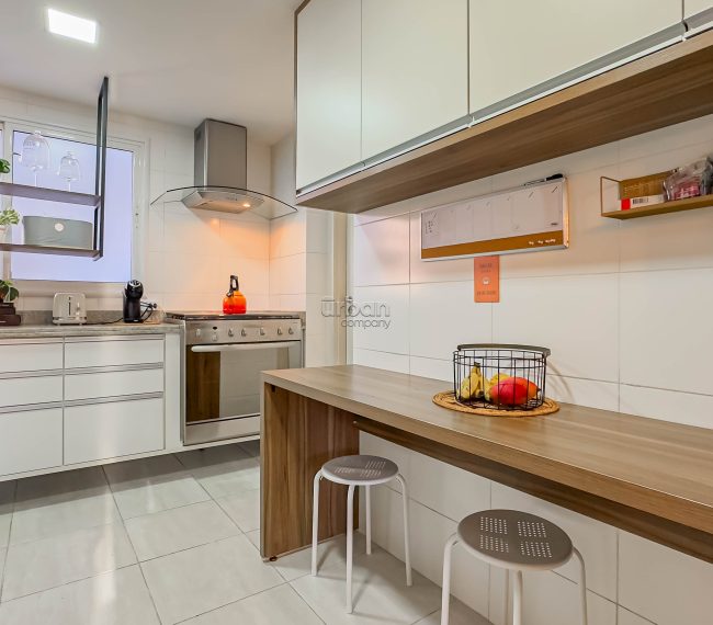 Apartamento com 125m², 3 quartos, 1 suíte, 2 vagas, no bairro Jardim Europa em Porto Alegre