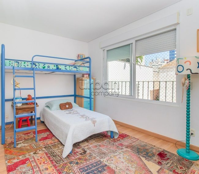 Apartamento Garden com 175m², 3 quartos, 1 suíte, 2 vagas, no bairro Moinhos de Vento em Porto Alegre