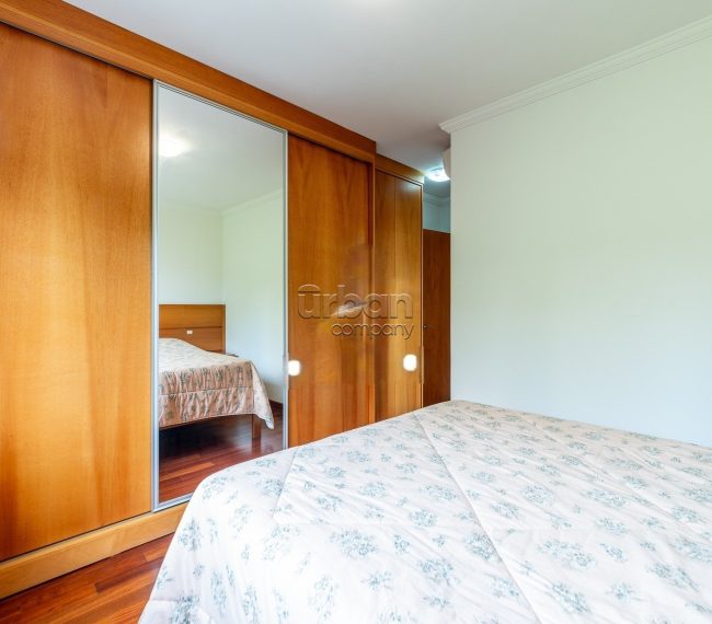 Apartamento com 93m², 3 quartos, 1 suíte, 3 vagas, no bairro Rio Branco em Porto Alegre