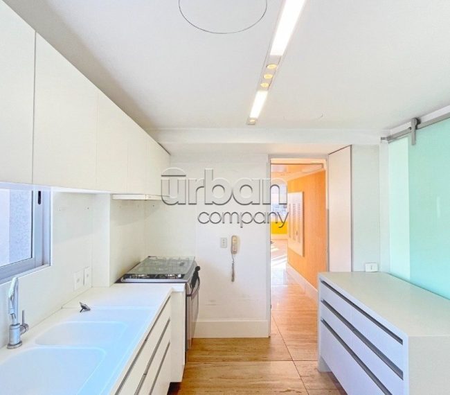 Apartamento com 278m², 2 quartos, 2 suítes, 4 vagas, no bairro Rio Branco em Porto Alegre