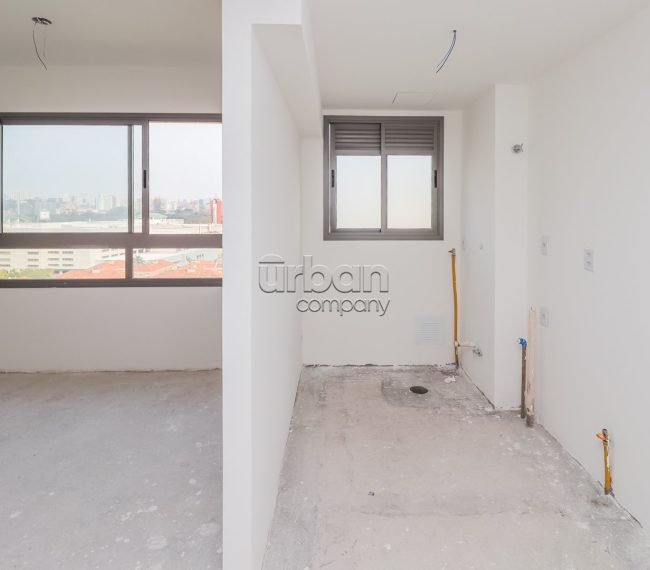 Apartamento com 82m², 3 quartos, 1 suíte, 2 vagas, no bairro Passo da Areia em Porto Alegre