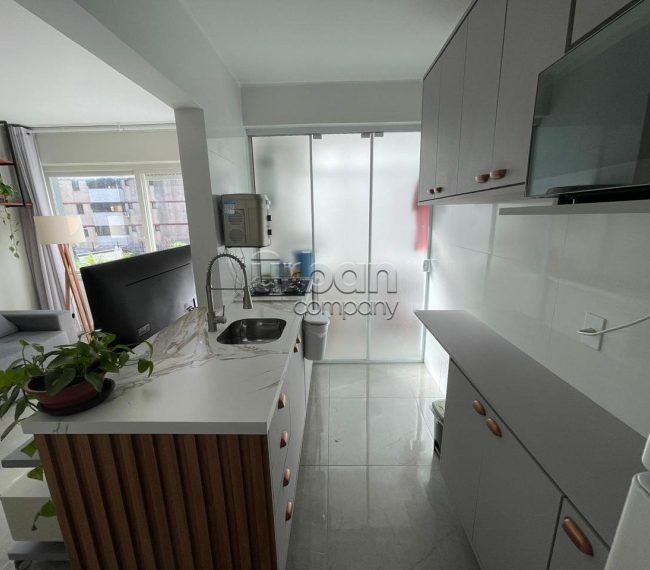 Apartamento com 63m², 2 quartos, 1 vaga, no bairro Mont Serrat em Porto Alegre