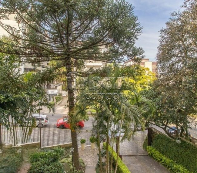 Apartamento com 115m², 3 quartos, 1 suíte, 1 vaga, no bairro Petrópolis em Porto Alegre