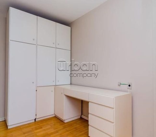 Apartamento com 194m², 3 quartos, 1 suíte, 1 vaga, no bairro Moinhos de Vento em Porto Alegre