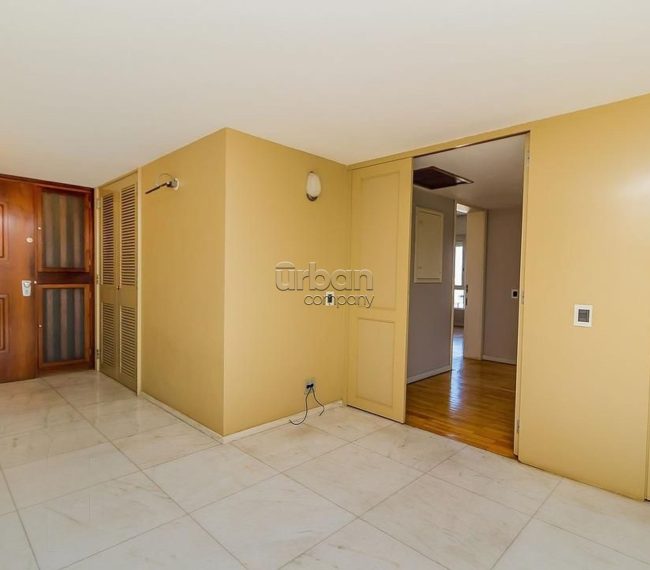 Apartamento com 194m², 3 quartos, 1 suíte, 1 vaga, no bairro Moinhos de Vento em Porto Alegre