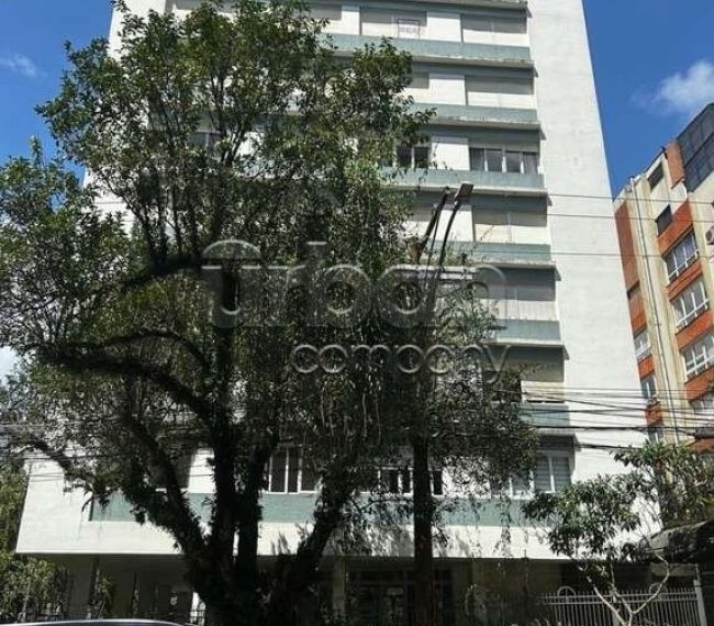 Apartamento com 227m², 4 quartos, 1 suíte, 1 vaga, no bairro Moinhos de Vento em Porto Alegre