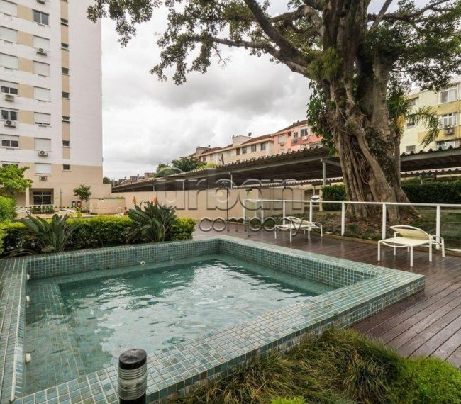 Apartamento com 83m², 3 quartos, 1 suíte, 1 vaga, no bairro Jardim Lindóia em Porto Alegre