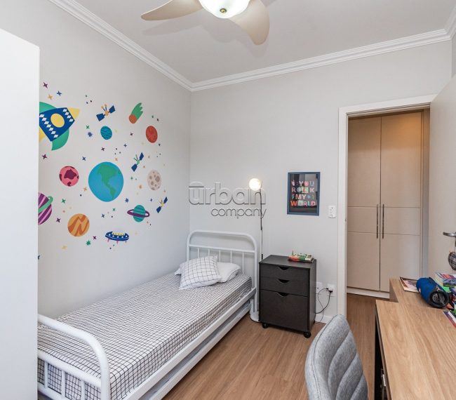 Apartamento com 95m², 3 quartos, 1 suíte, 2 vagas, no bairro Menino Deus em Porto Alegre