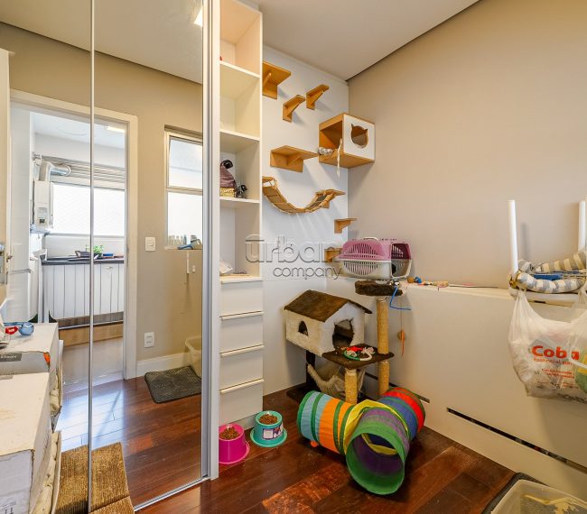 Apartamento com 154m², 3 quartos, 1 suíte, 3 vagas, no bairro Bela Vista em Porto Alegre