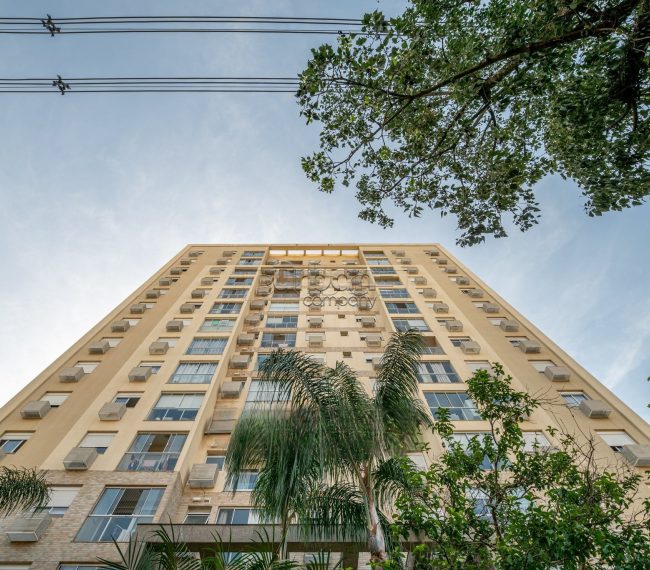 Apartamento com 79m², 2 quartos, 1 suíte, 2 vagas, no bairro Petrópolis em Porto Alegre