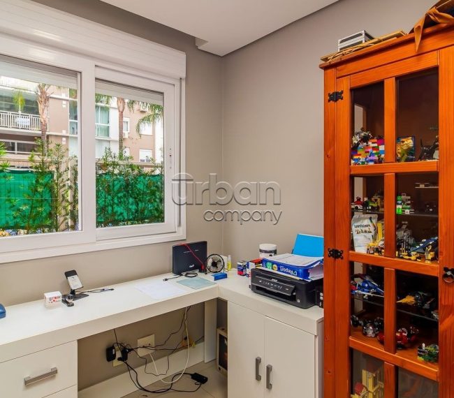 Apartamento Garden com 126m², 3 quartos, 1 suíte, 2 vagas, no bairro Jardim Itu-Sabará em Porto Alegre