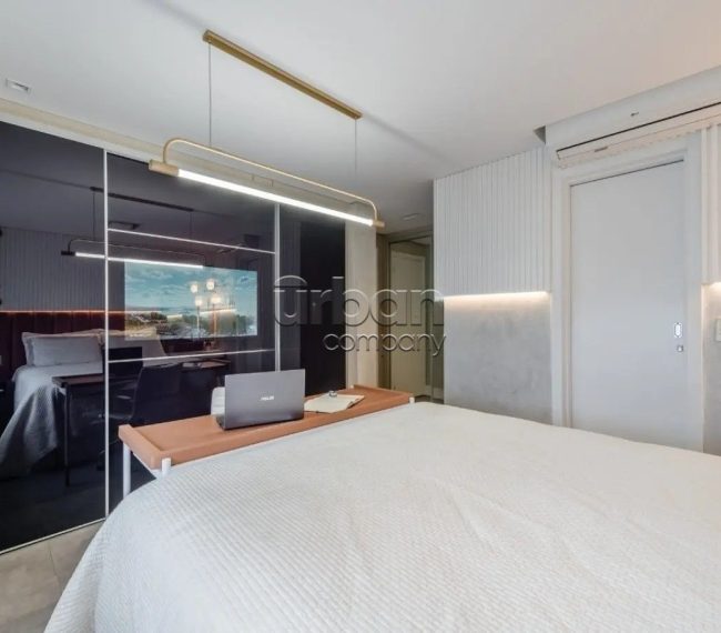 Apartamento com 102m², 3 quartos, 1 suíte, 2 vagas, no bairro Jardim Europa em Porto Alegre