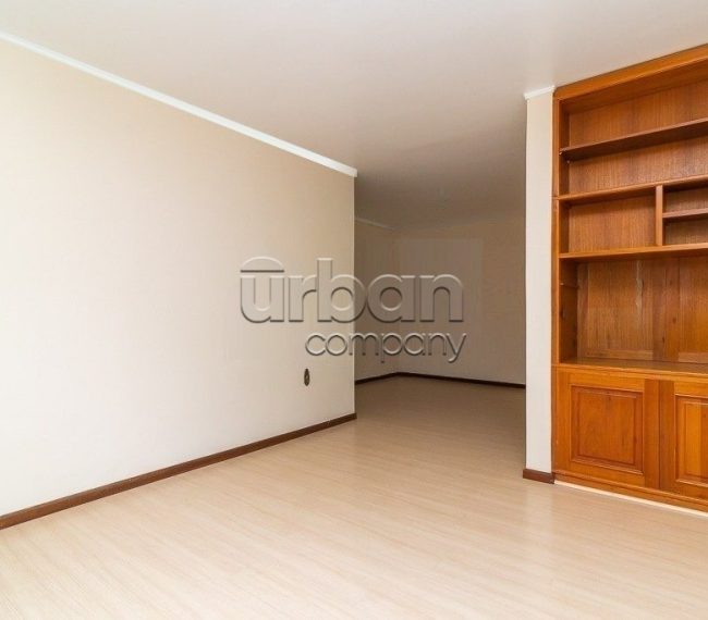 Apartamento com 120m², 3 quartos, 1 suíte, 2 vagas, no bairro Petrópolis em Porto Alegre