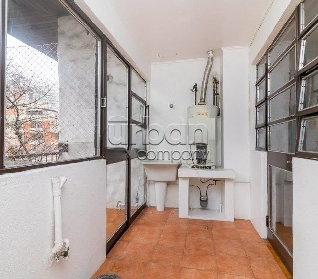 Apartamento com 120m², 3 quartos, 1 suíte, 2 vagas, no bairro Petrópolis em Porto Alegre