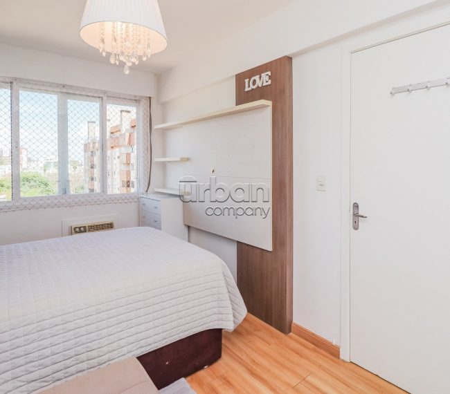 Apartamento com 43m², 1 quarto, no bairro Azenha em Porto Alegre