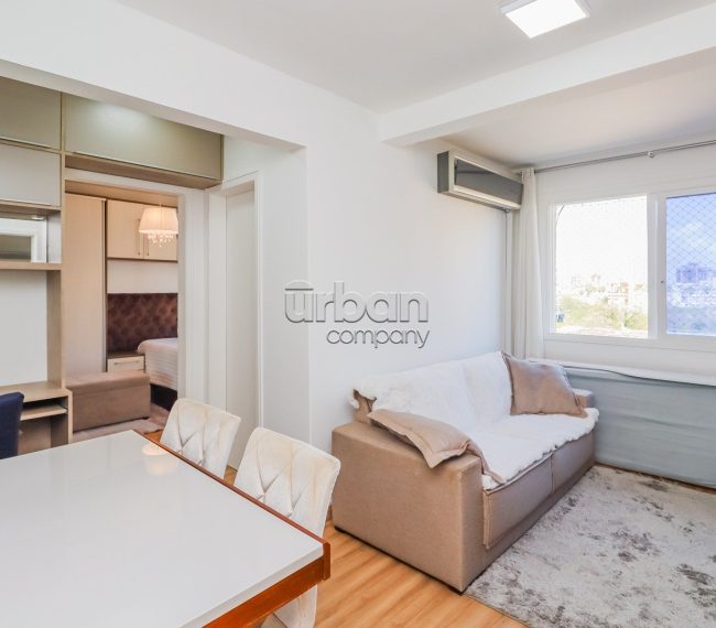 Apartamento com 43m², 1 quarto, no bairro Azenha em Porto Alegre