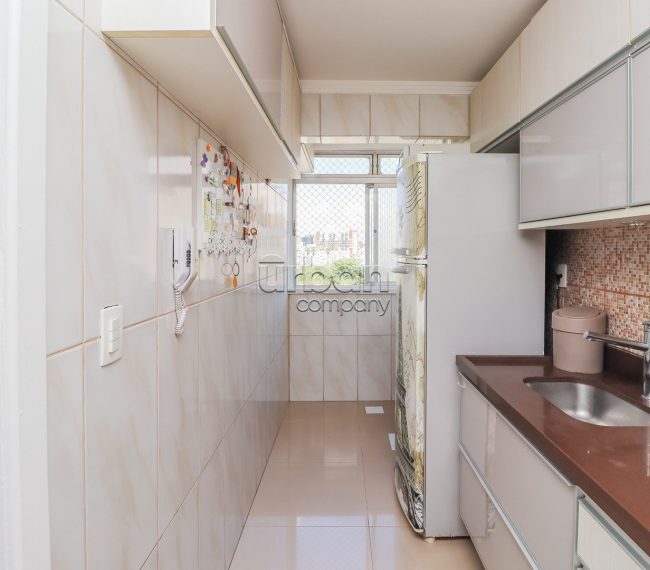 Apartamento com 43m², 1 quarto, no bairro Azenha em Porto Alegre