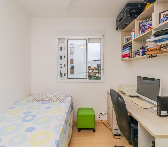 Apartamento com 57m², 2 quartos, 1 vaga, no bairro Passo da Areia em Porto Alegre