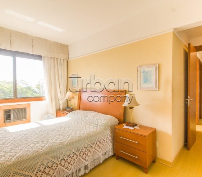 Apartamento com 103m², 3 quartos, 1 suíte, 1 vaga, no bairro Petrópolis em Porto Alegre