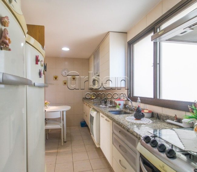 Apartamento com 103m², 3 quartos, 1 suíte, 1 vaga, no bairro Petrópolis em Porto Alegre