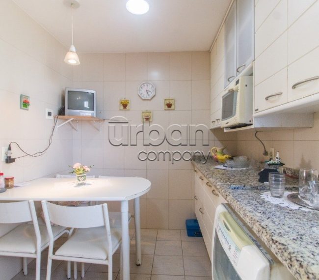 Apartamento com 103m², 3 quartos, 1 suíte, 1 vaga, no bairro Petrópolis em Porto Alegre