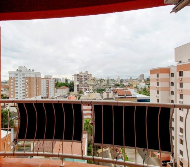 Apartamento com 71m², 3 quartos, 1 suíte, 2 vagas, no bairro Cristo Redentor em Porto Alegre