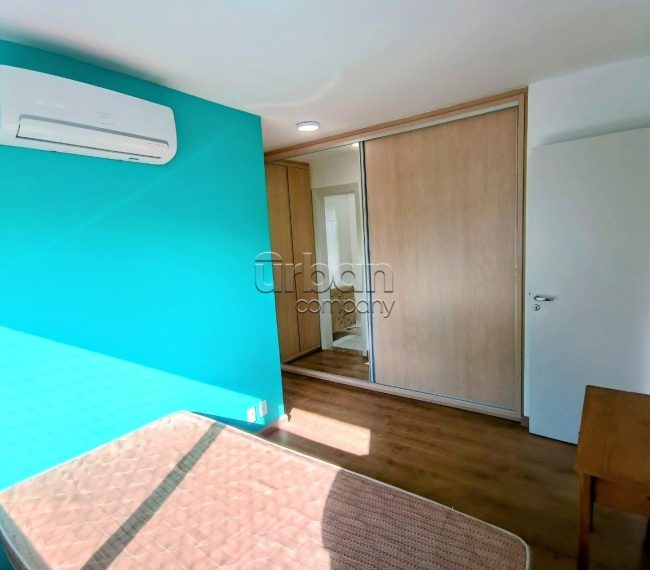 Apartamento com 64m², 2 quartos, 1 suíte, 2 vagas, no bairro Jardim Carvalho em Porto Alegre