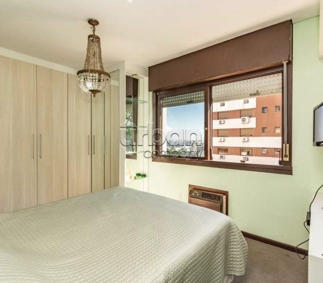 Apartamento com 154m², 3 quartos, 1 suíte, 2 vagas, no bairro Bela Vista em Porto Alegre