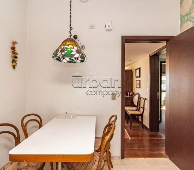 Apartamento com 154m², 3 quartos, 1 suíte, 2 vagas, no bairro Bela Vista em Porto Alegre