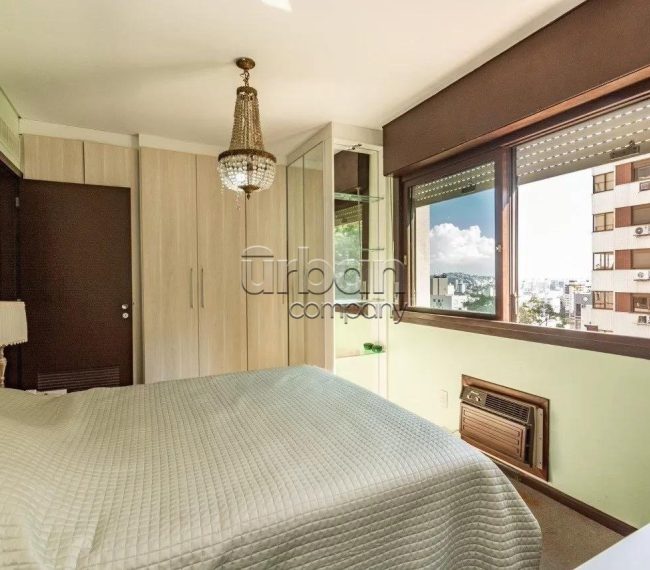 Apartamento com 154m², 3 quartos, 1 suíte, 2 vagas, no bairro Bela Vista em Porto Alegre